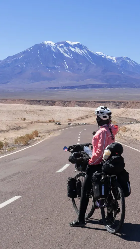 Vivir pedaleando: desmontando creencias de la vida nómada en bicicleta
