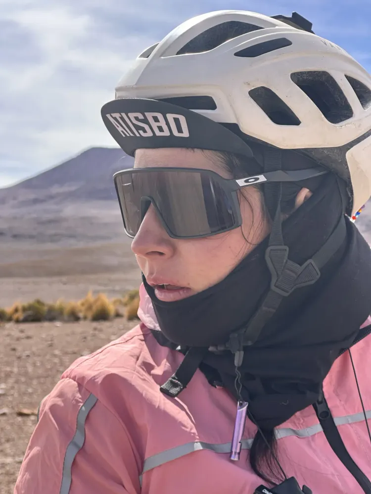 Cicloturismo extremo: pedaleando la Cordillera de los Andes